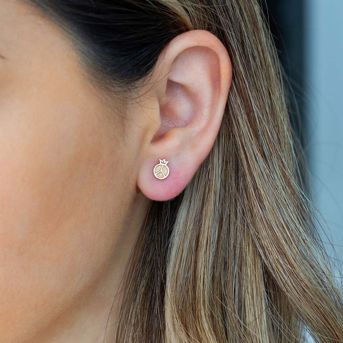 Plain Pomegranate Stud Earrings
